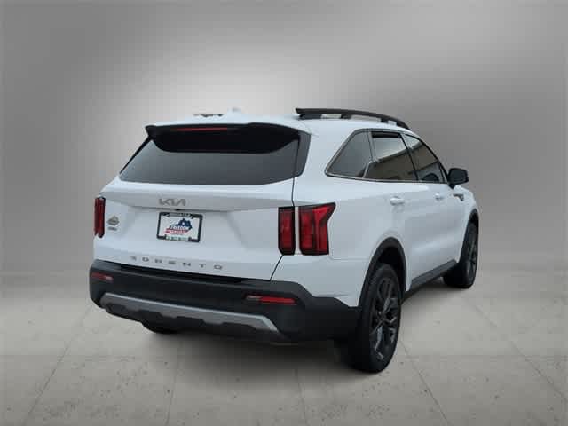 Thumbnail: 2022 Kia Sorento - 7