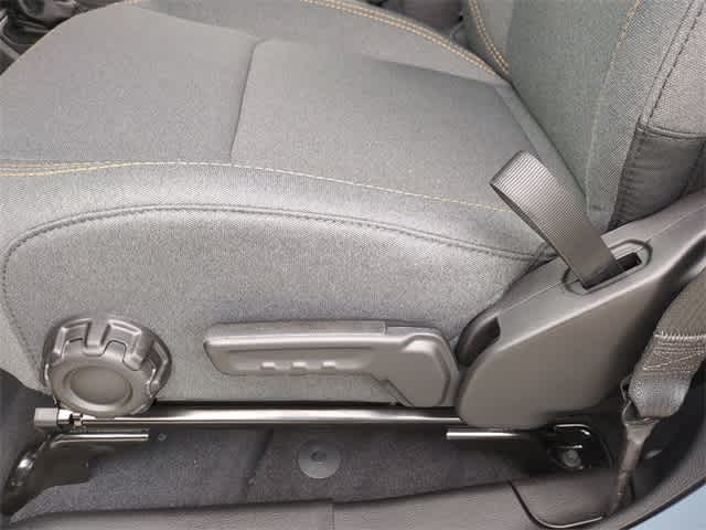 Thumbnail: 2025 Jeep Gladiator - 17