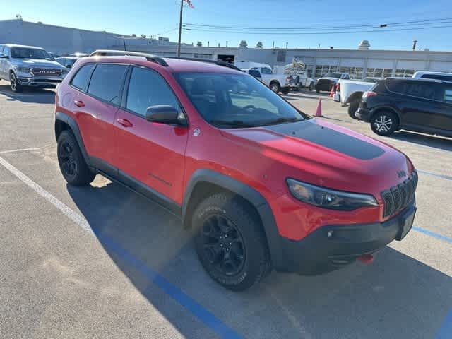 Thumbnail: 2019 Jeep Cherokee - 22