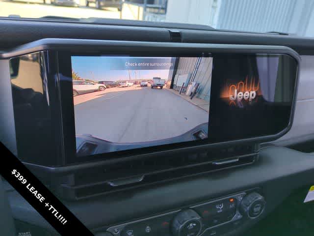 Thumbnail: 2025 Jeep Gladiator - 29