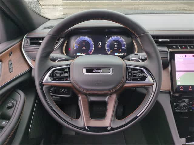 Thumbnail: 2025 Jeep Grand Cherokee - 24