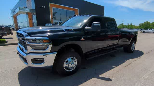 Thumbnail: 2026 RAM 3500 - 4