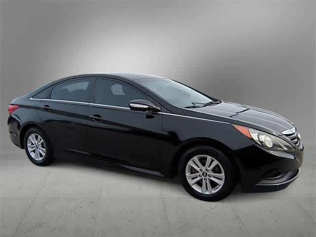 Thumbnail: 2014 Hyundai Sonata - 2