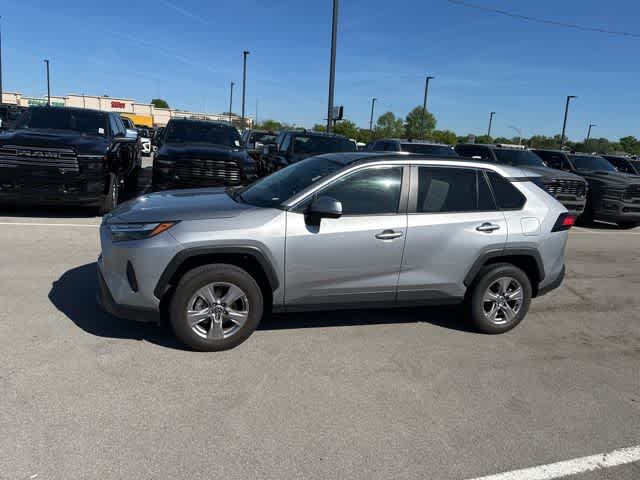 Thumbnail: 2023 Toyota RAV4 - 16