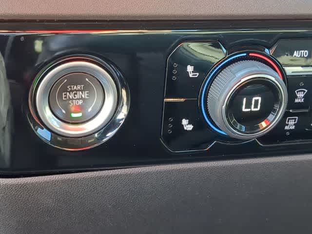 Thumbnail: 2022 Chevrolet Silverado 1500 - 28