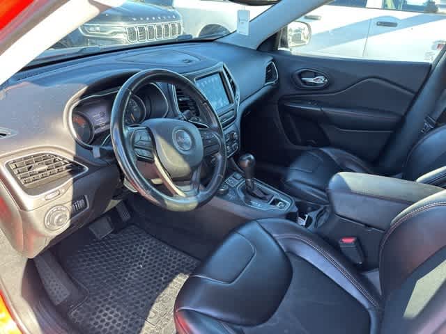 Thumbnail: 2019 Jeep Cherokee - 3
