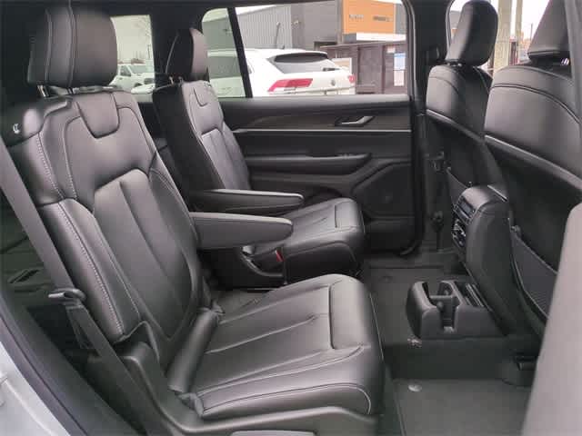 Thumbnail: 2025 Jeep Grand Cherokee L - 21