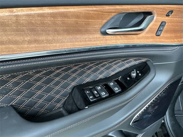 Thumbnail: 2023 Jeep Grand Cherokee - 32