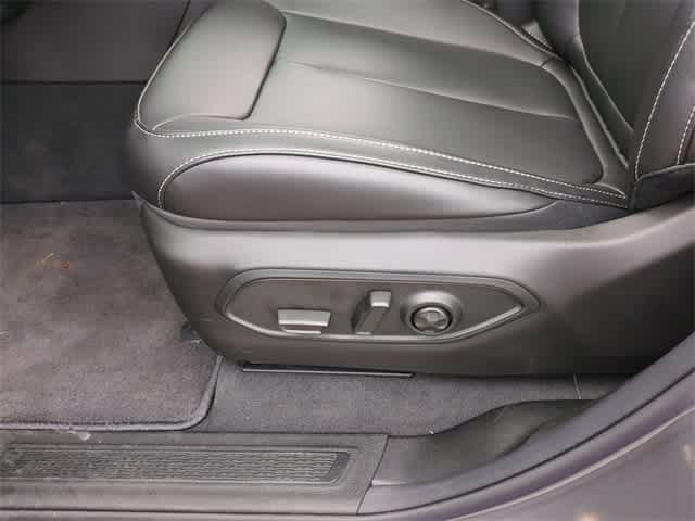 Thumbnail: 2025 Jeep Grand Cherokee - 18