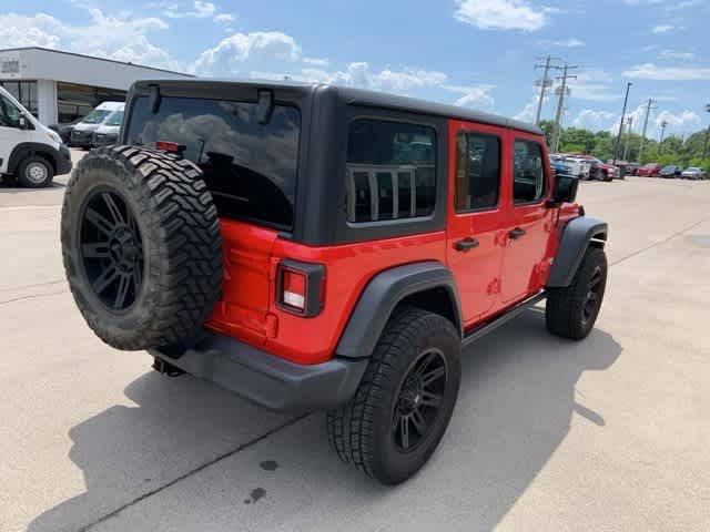 Thumbnail: 2018 Jeep Wrangler - 21