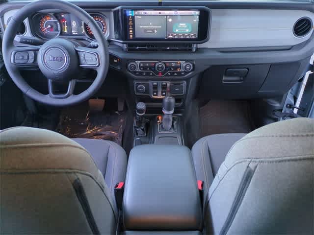 Thumbnail: 2025 Jeep Wrangler - 15