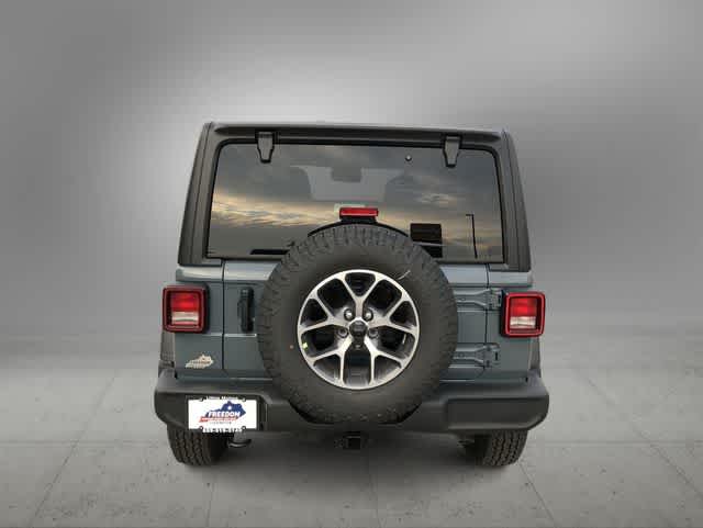 Thumbnail: 2026 Jeep Wrangler - 5