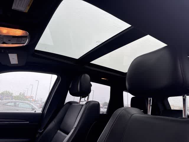 Thumbnail: 2015 Jeep Grand Cherokee - 3