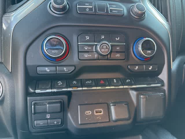 Thumbnail: 2019 Chevrolet Silverado 1500 - 10