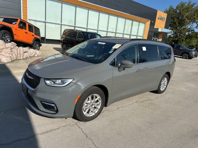 Thumbnail: 2022 Chrysler Pacifica - 13