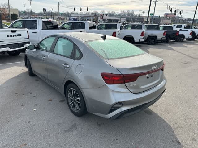 Thumbnail: 2023 Kia Forte - 14