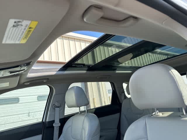 Thumbnail: 2022 Kia Sorento - 12