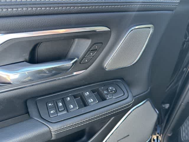 Thumbnail: 2026 RAM 1500 - 9