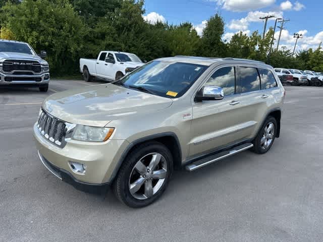 Thumbnail: 2011 Jeep Grand Cherokee - 12