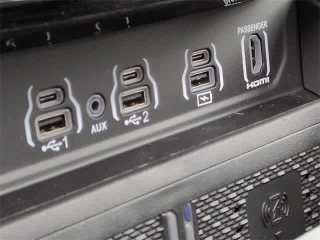 Thumbnail: 2026 RAM 1500 - 33