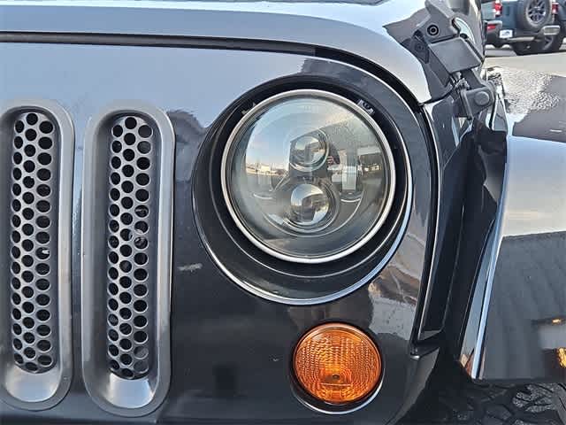 Thumbnail: 2012 Jeep Wrangler - 11