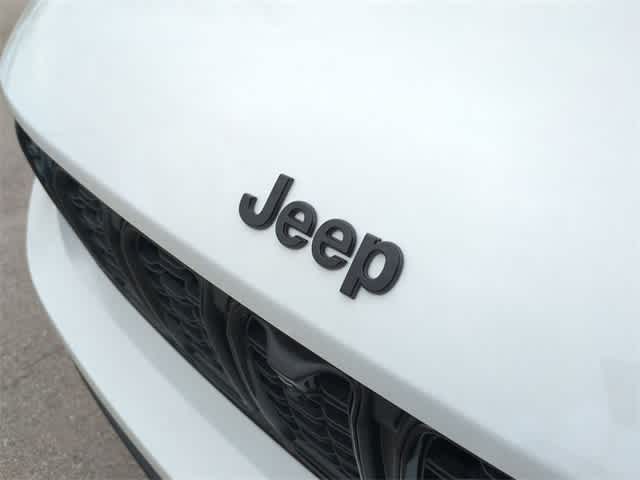 Thumbnail: 2025 Jeep Grand Cherokee L - 12