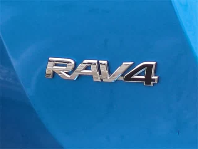 Thumbnail: 2016 Toyota RAV4 - 13