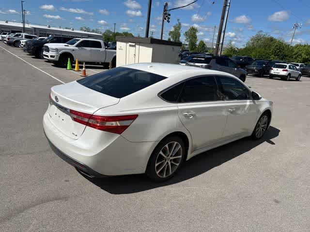 Thumbnail: 2014 Toyota Avalon - 19
