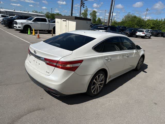 Thumbnail: 2014 Toyota Avalon - 18