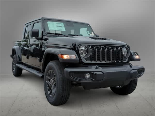 Thumbnail: 2025 Jeep Gladiator - 2