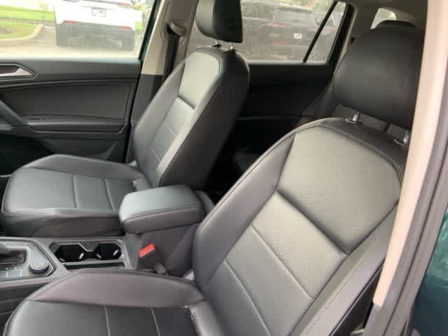 Thumbnail: 2019 Volkswagen Tiguan - 3
