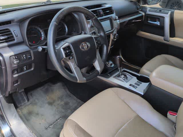 Thumbnail: 2015 Toyota 4Runner - 10