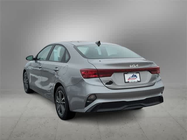 Thumbnail: 2023 Kia Forte - 6