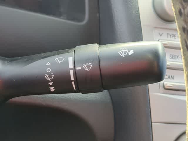 Thumbnail: 2011 Toyota Camry - 27