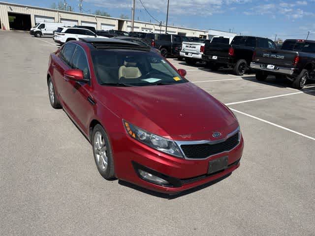 Thumbnail: 2012 Kia Optima - 16