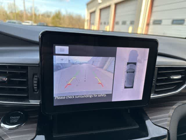 Thumbnail: 2023 Ford Explorer - 8