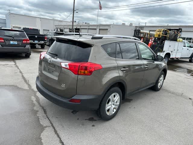 Thumbnail: 2014 Toyota RAV4 - 18