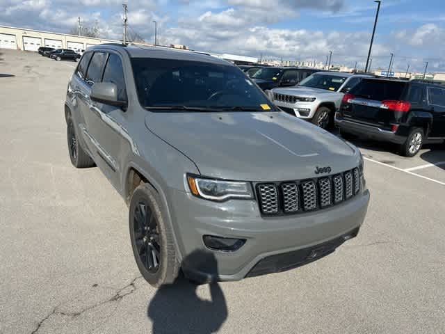 Thumbnail: 2021 Jeep Grand Cherokee - 25