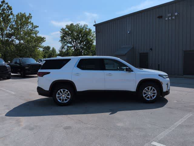 Thumbnail: 2023 Chevrolet Traverse - 9
