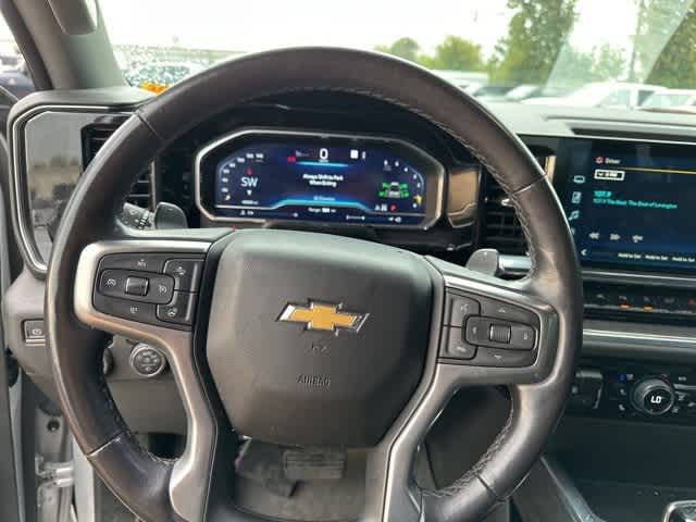 Thumbnail: 2022 Chevrolet Silverado 1500 - 10