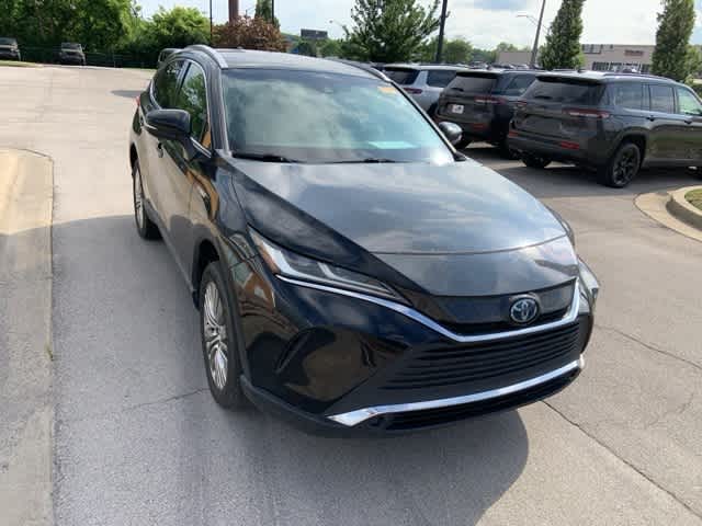Thumbnail: 2021 Toyota Venza - 23