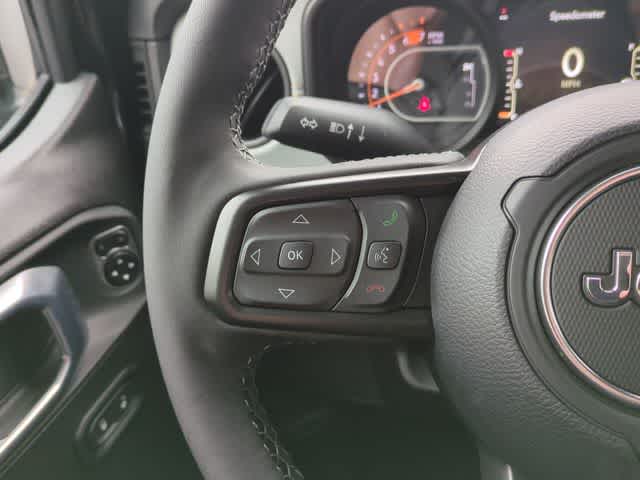 Thumbnail: 2026 Jeep Wrangler - 23