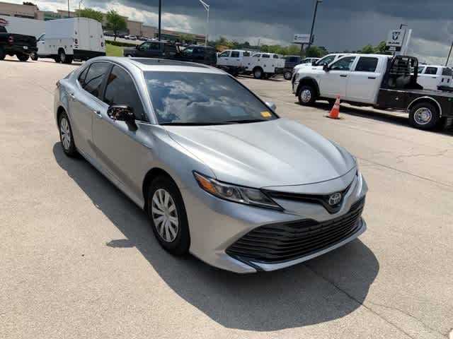 Thumbnail: 2020 Toyota Camry - 22