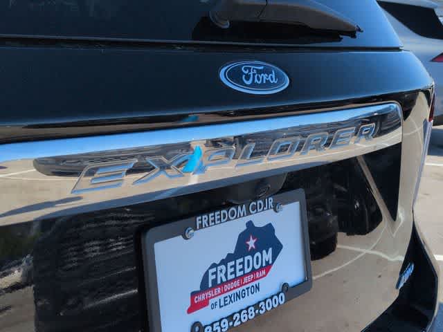 Thumbnail: 2021 Ford Explorer - 13