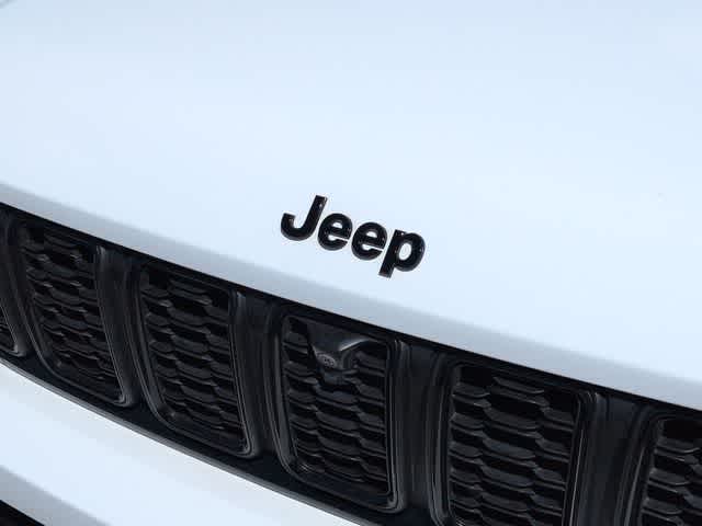 Thumbnail: 2023 Jeep Grand Cherokee L - 12