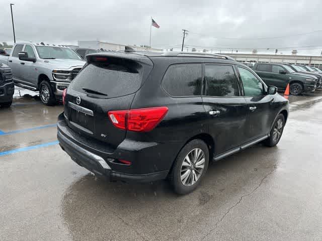 Thumbnail: 2020 Nissan Pathfinder - 18