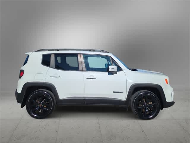 Thumbnail: 2019 Jeep Renegade - 9