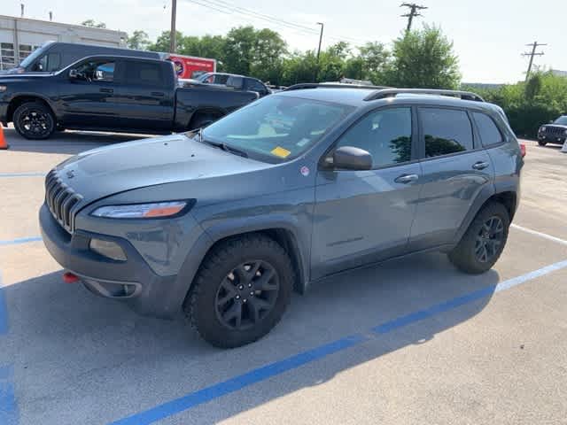 Thumbnail: 2015 Jeep Cherokee - 8