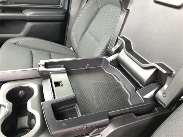 Thumbnail: 2025 RAM 1500 - 15