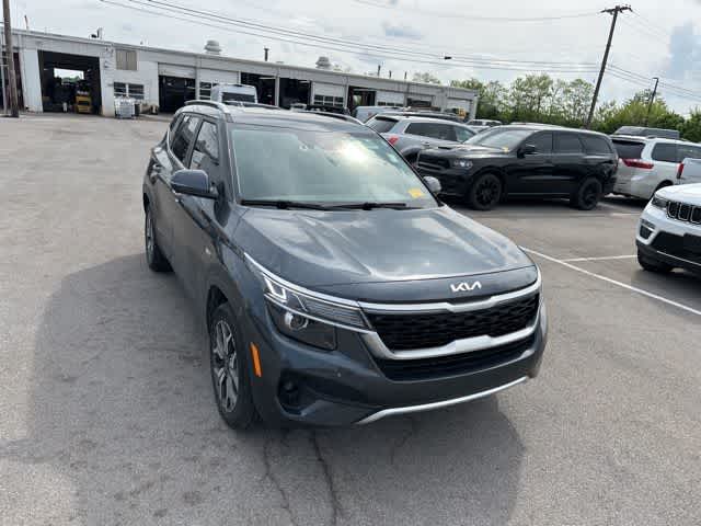 Thumbnail: 2022 Kia Seltos - 20